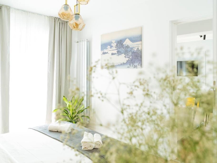 Bright 2Br Apartment - Top Location - City Balcony Bucarest Exterior foto