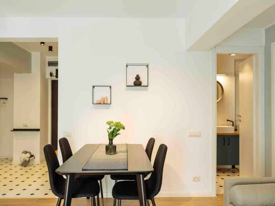 Bright 2Br Apartment - Top Location - City Balcony Bucarest Exterior foto