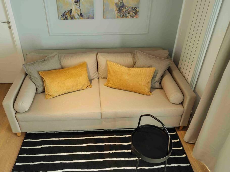 Bright 2Br Apartment - Top Location - City Balcony Bucarest Exterior foto